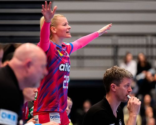Kapitänin Antje Döll und Trainer Markus Gaugisch beim letzten Test gegen Dänemark