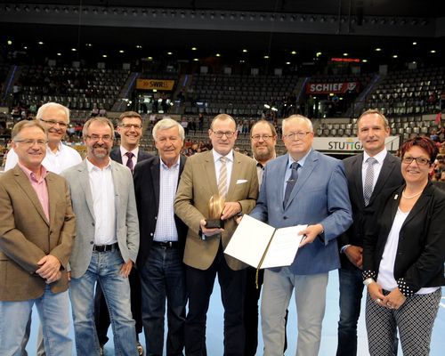 BESONDERE VERDIENSTE UM DEN SPORT