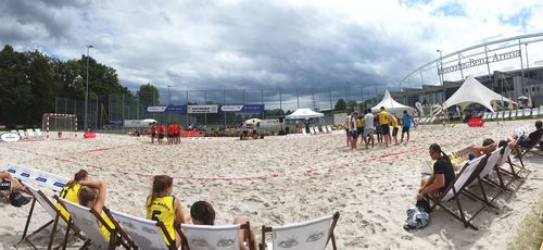 Erste Beachhandball-Turnier eines Team Baden Beach in Geschichte des BHV