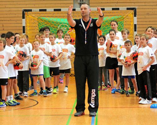 AOK STAR-TRAINING MIT CHRISTIAN SCHWARZER